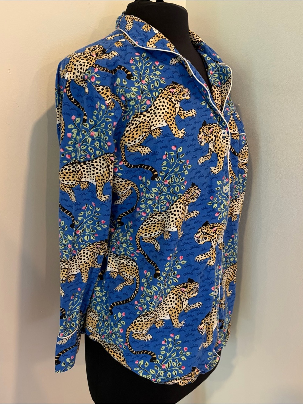 Printfresh Bagheera Long Sleep Pajama Top in Blue Leopard Cotton medium - Picture 5 of 10